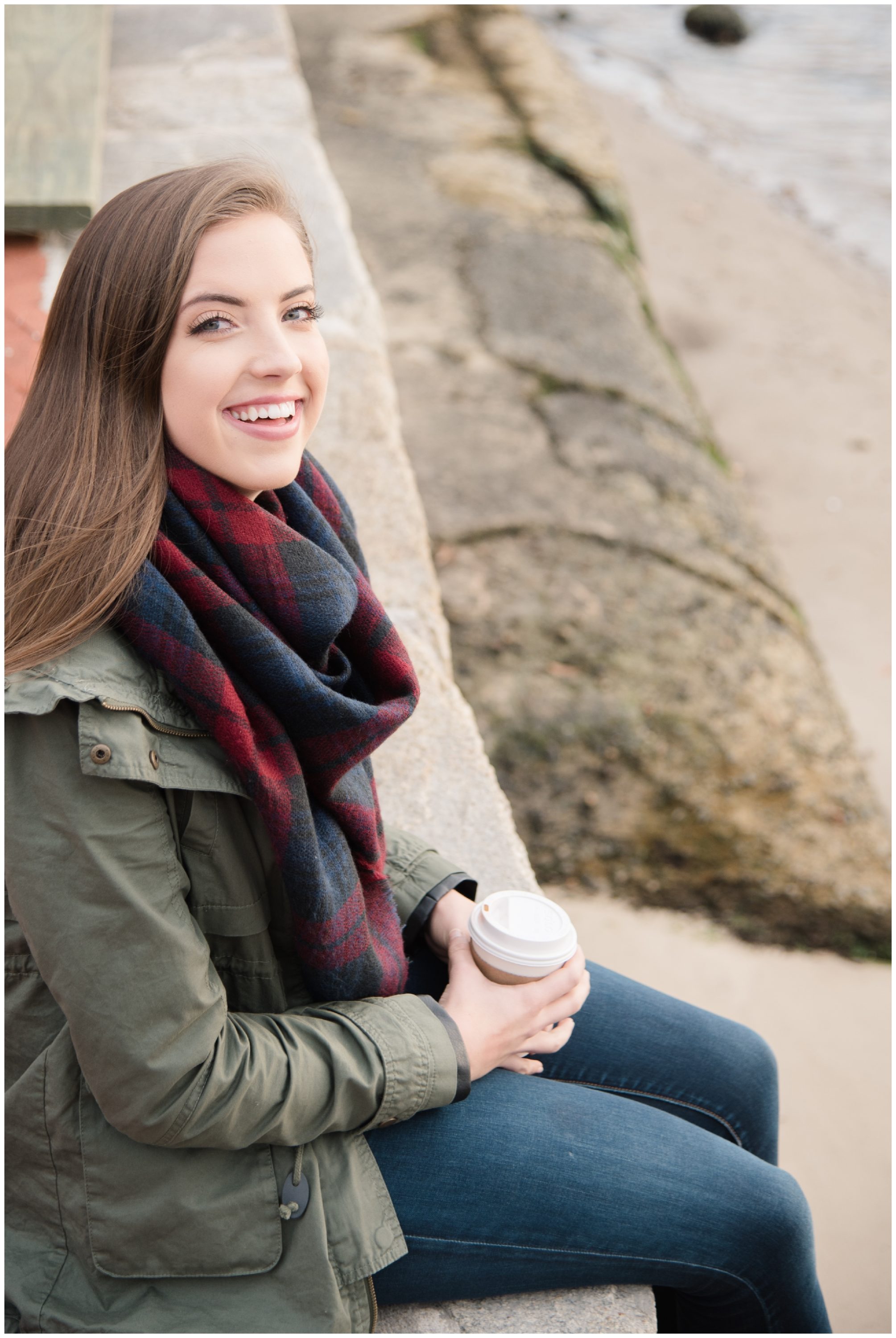 daniel-jackson-studios-amanda-norfolk-virginia-senior-photographer-photography-winter-coffee-scarf-scarves-jackets-fasion-12-1.jpg