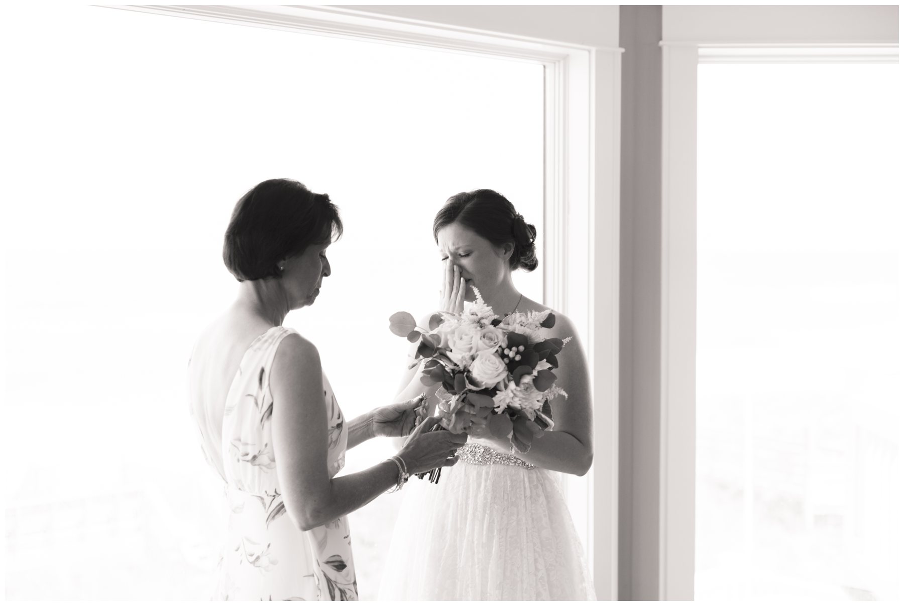 daniel-jackson-studios-virginia-alabama-wedding-engagement-photography-photographer-corolla-north-carolina-beach-spring-summer-pink-windy-0043-May_blogstomp.jpg