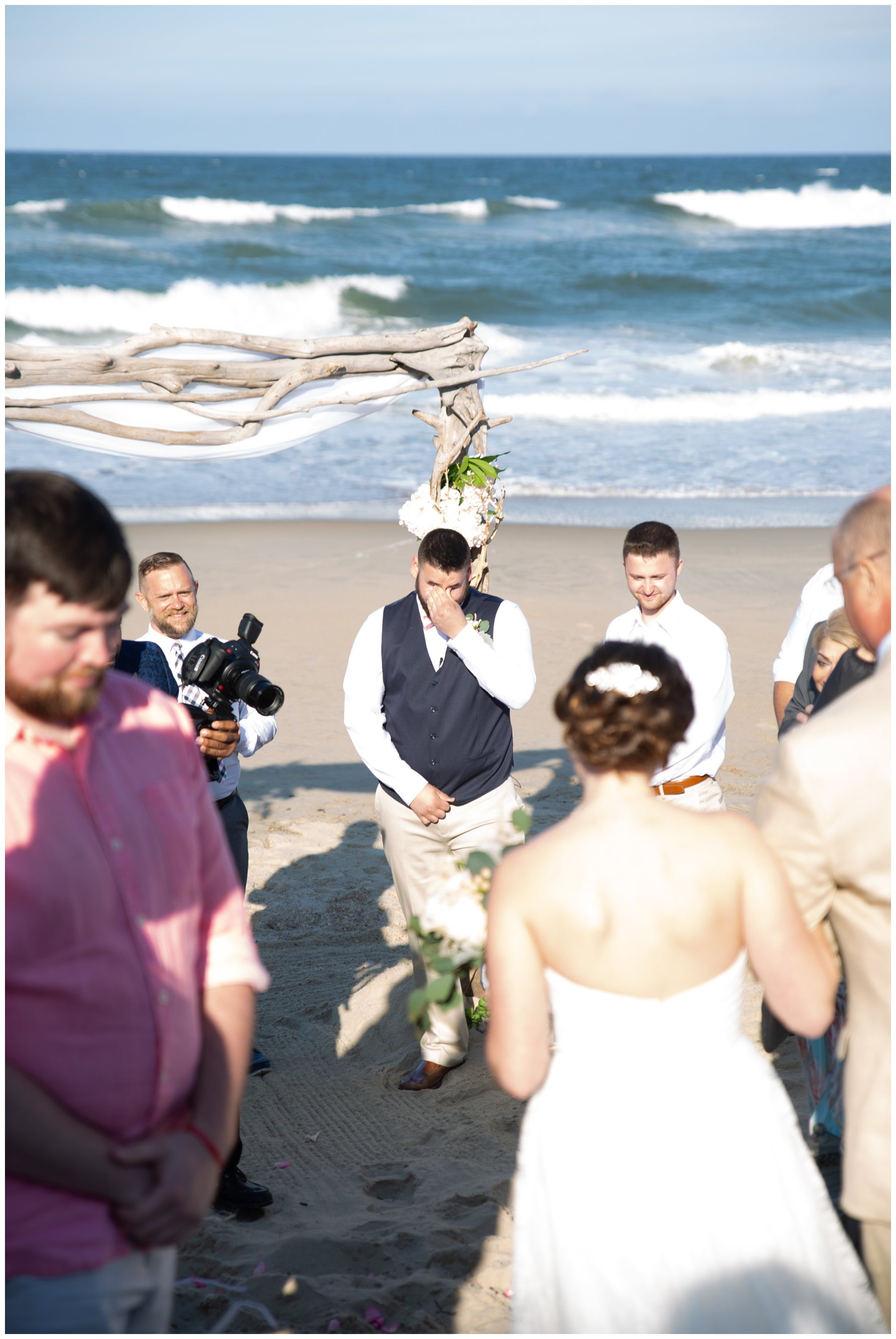 daniel-jackson-studios-virginia-alabama-wedding-engagement-photography-photographer-corolla-north-carolina-beach-spring-summer-pink-windy-0073-May_blogstomp.jpg