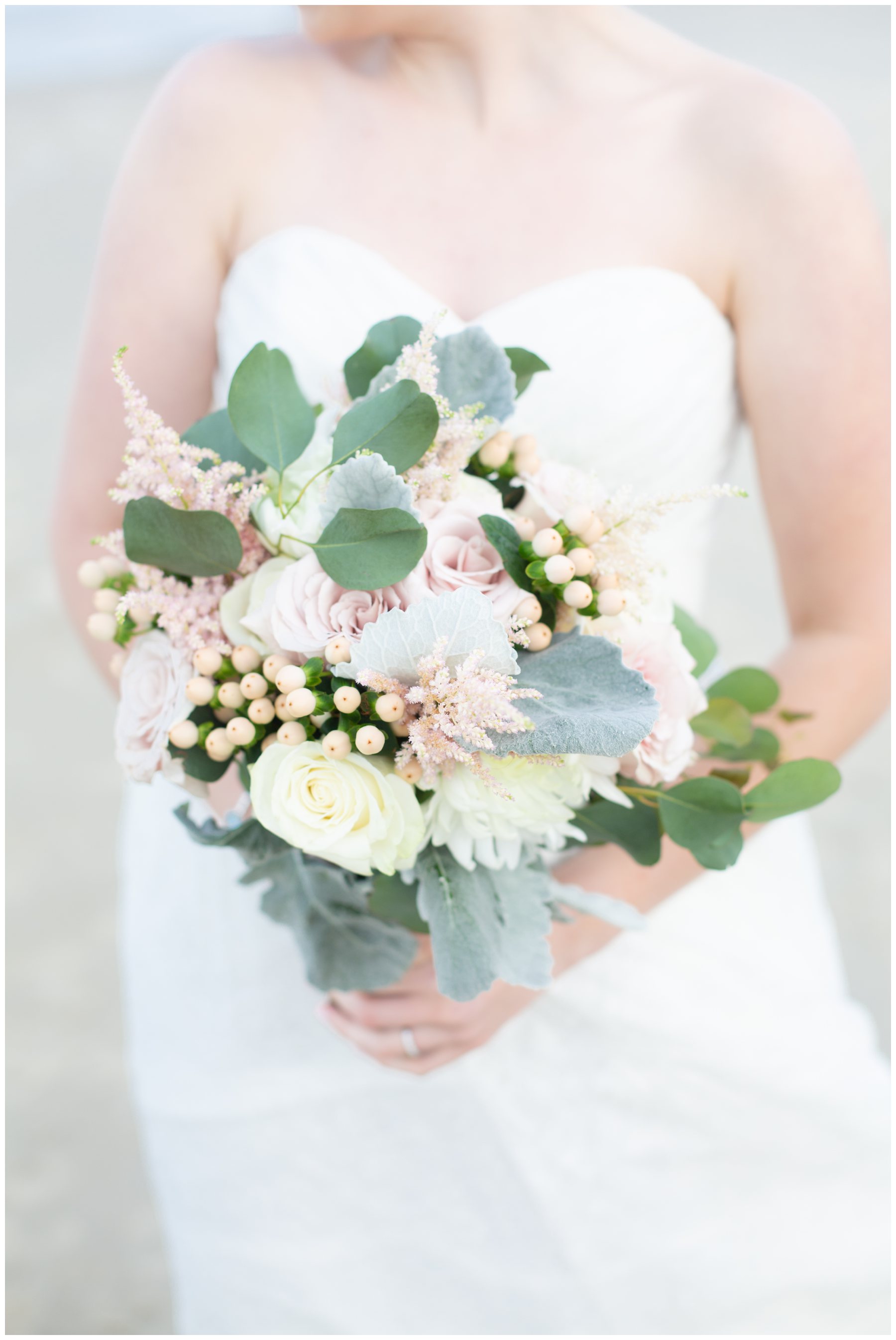 daniel-jackson-studios-virginia-alabama-wedding-engagement-photography-photographer-corolla-north-carolina-beach-spring-summer-pink-windy-0113-May_blogstomp.jpg