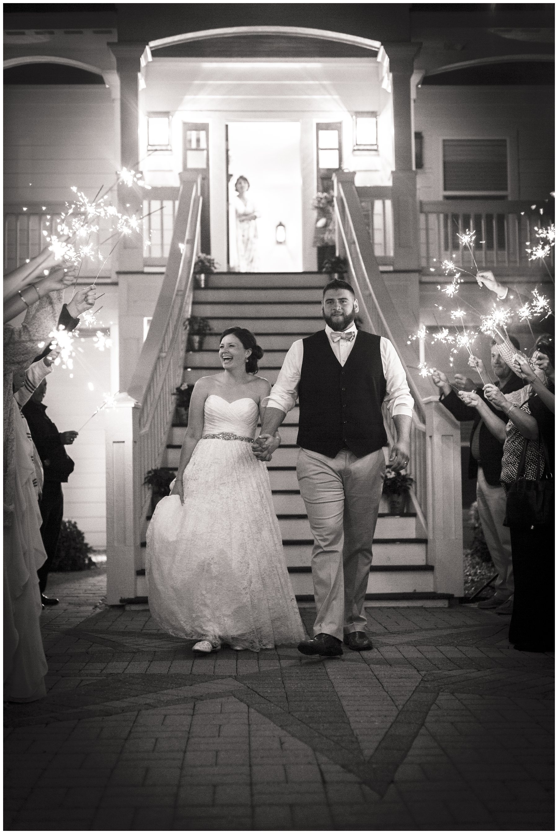 daniel-jackson-studios-virginia-alabama-wedding-engagement-photography-photographer-corolla-north-carolina-beach-spring-summer-pink-windy-0136-May_blogstomp.jpg