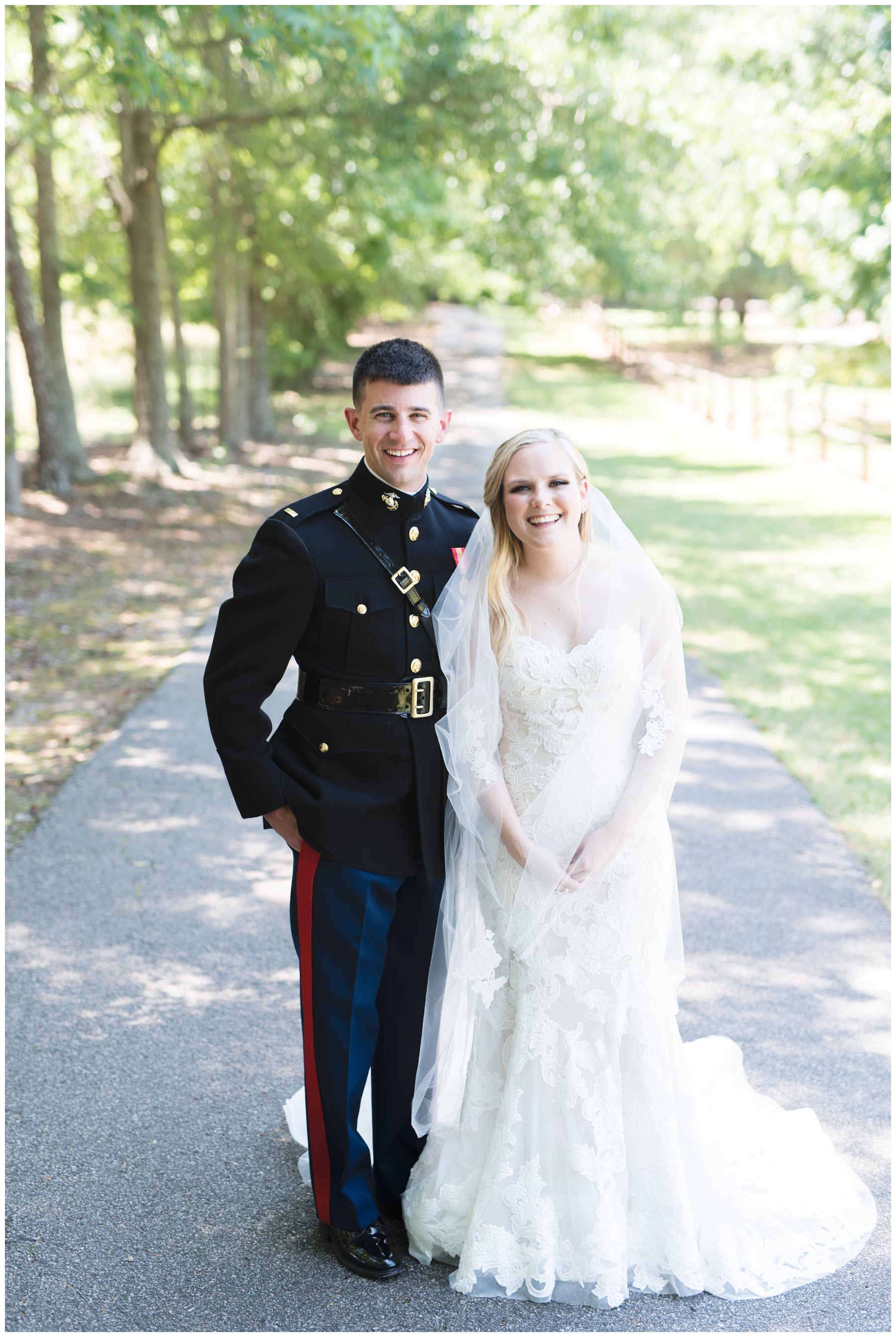 daniel-jackson-studios-virginia-alabama-wedding-engagement-photography-photographer-oak-manor-barn-newnan-georgia-atlanta-summer-spring-outdoor-military-marine-0056-May_blogstomp.jpg