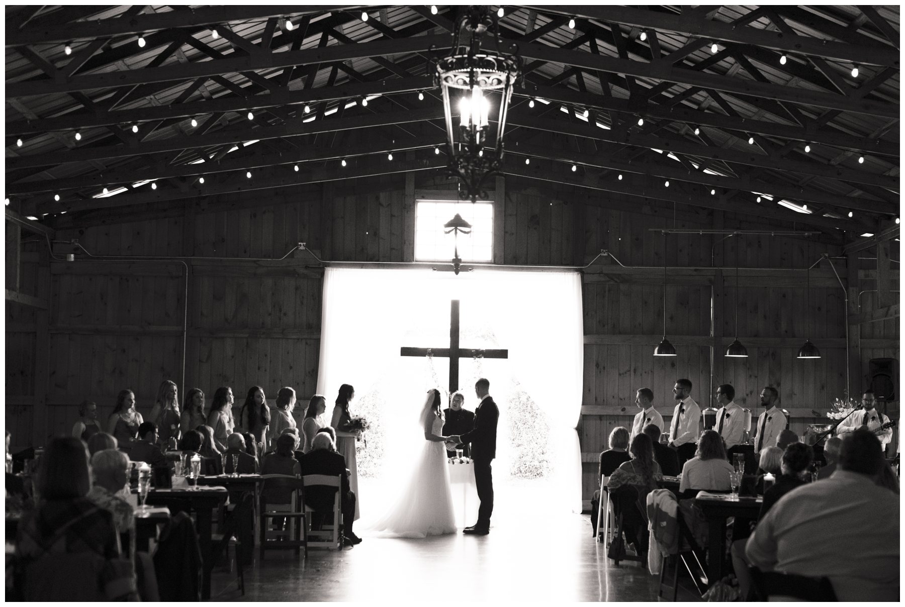 Daniel Jackson Studios - 191019DSC_0295-daniel-jackson-studios-wedding-engagement-photography-virginia-alabama-north-carolina-tennessee-georgia-wright-farm-roopville-rain-fall-georgia_blogstomp.jpg