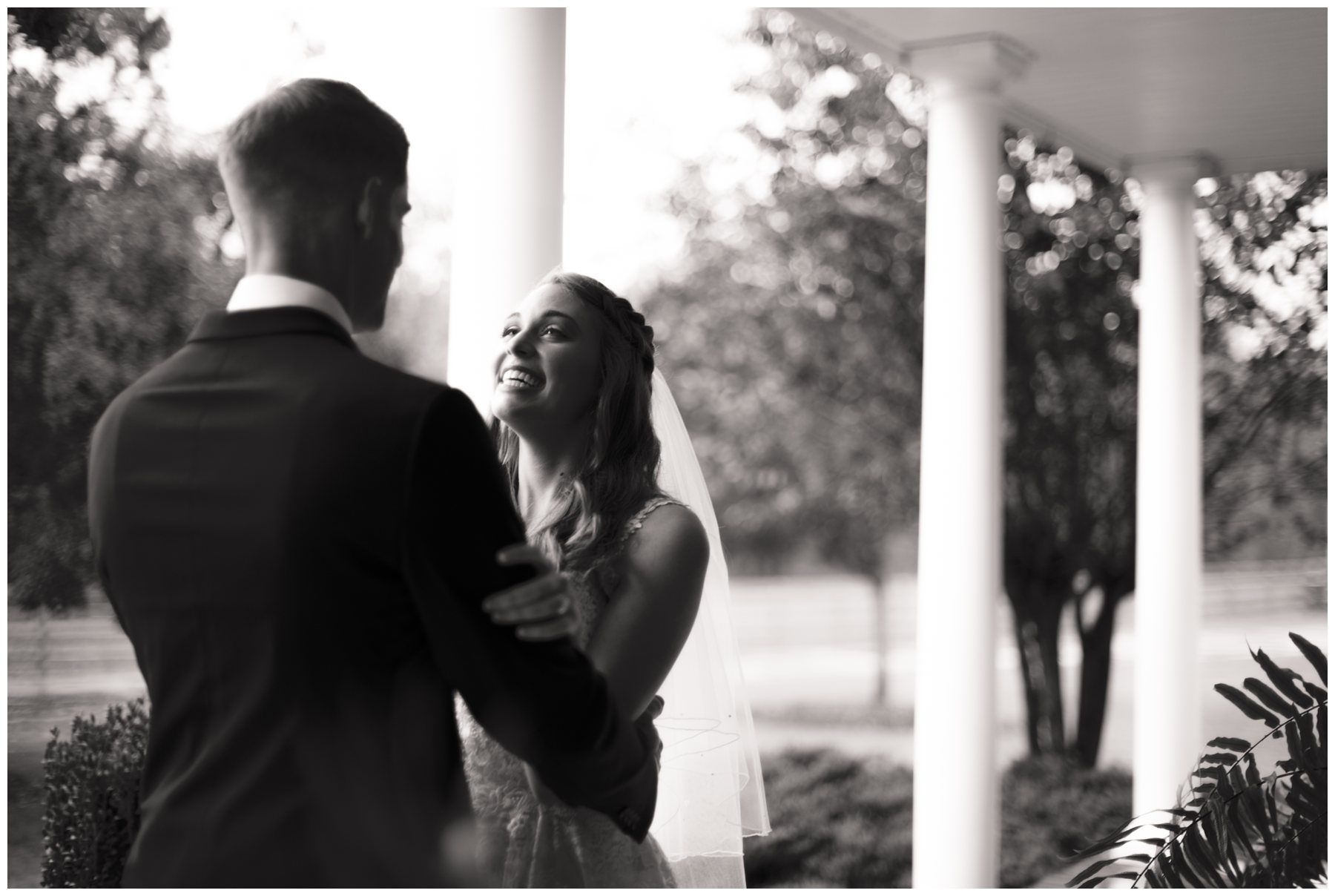 Daniel Jackson Studios - 191019DSC_9876-daniel-jackson-studios-wedding-engagement-photography-virginia-alabama-north-carolina-tennessee-georgia-wright-farm-roopville-rain-fall-georgia_blogstomp.jpg