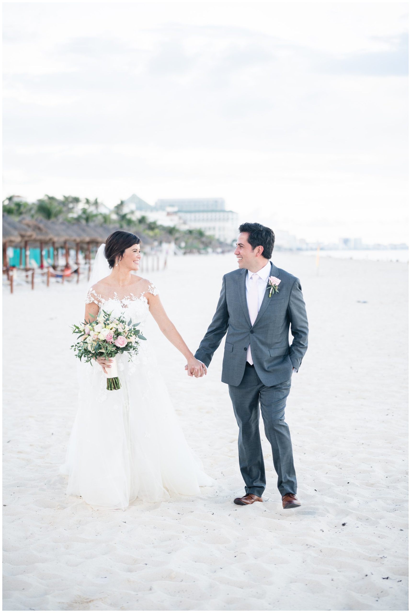 Daniel Jackson Studios - 200912DSC_1550-daniel-jackson-studios-wedding-engagement-photography-omni-cancun-mexico_blogstomp.jpg