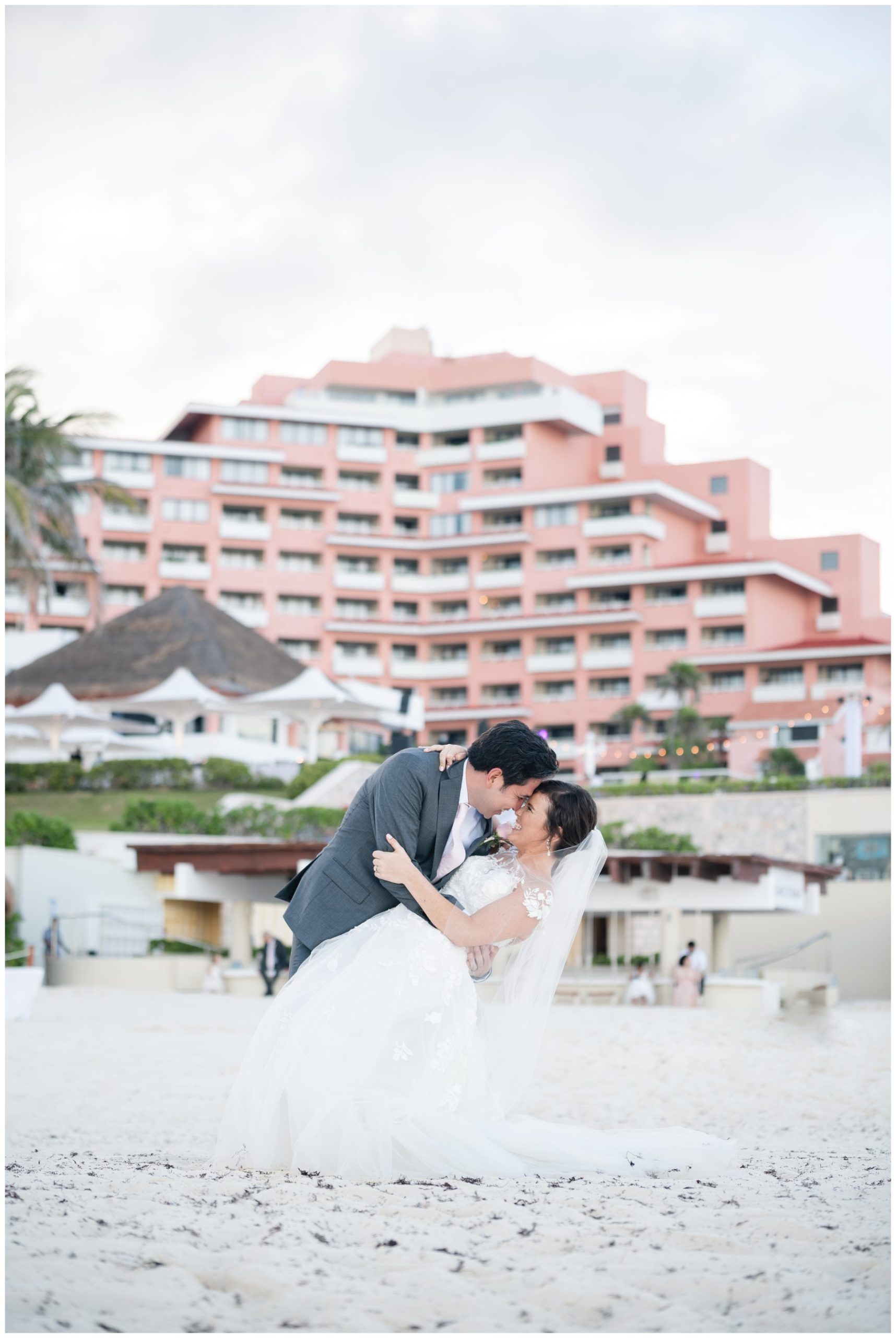 Daniel Jackson Studios - 200912DSC_1658-daniel-jackson-studios-wedding-engagement-photography-omni-cancun-mexico_blogstomp.jpg