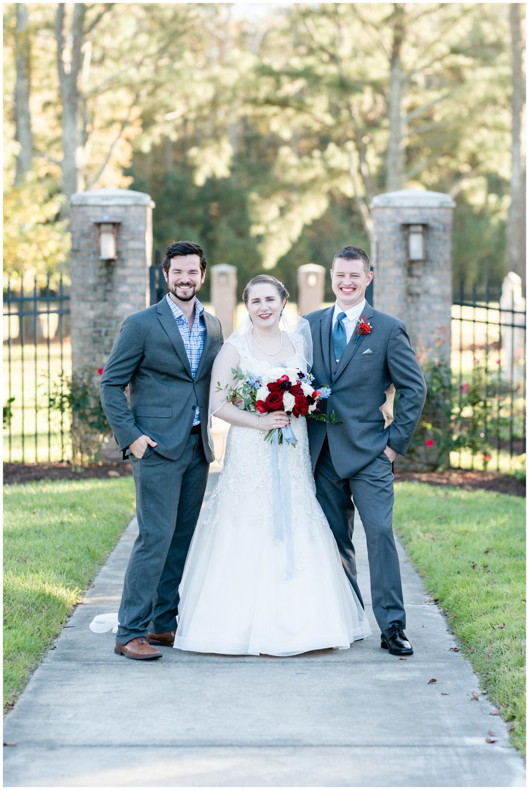 Daniel Jackson Studios - 201107JB1_9397-daniel-jackson-studios-wedding-engagement-photography-chesapeake_blogstomp.jpg