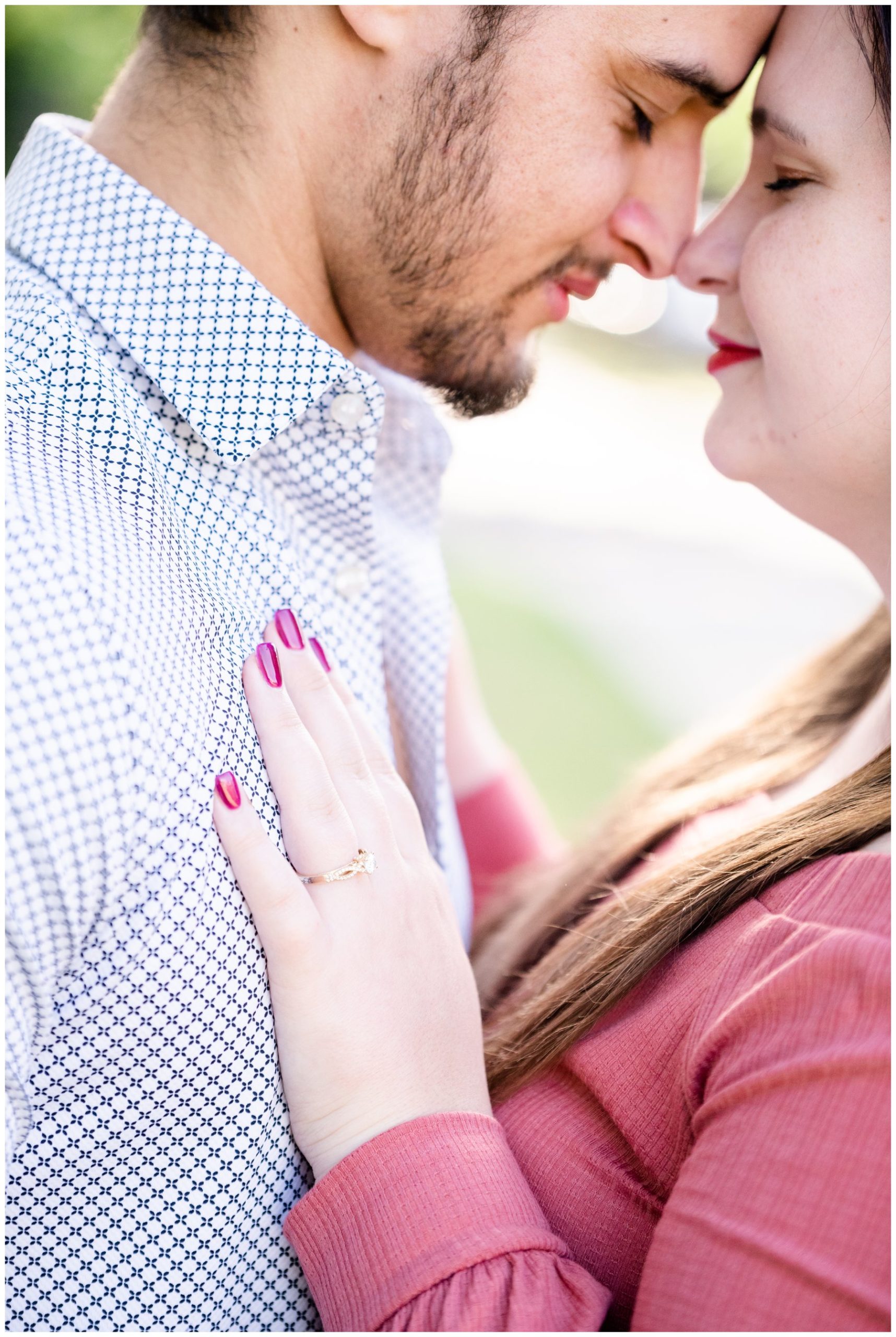 210508_180952-daniel-jackson-studios-engagement-photography-photographer-east-beach-spring_blogstomp.jpg