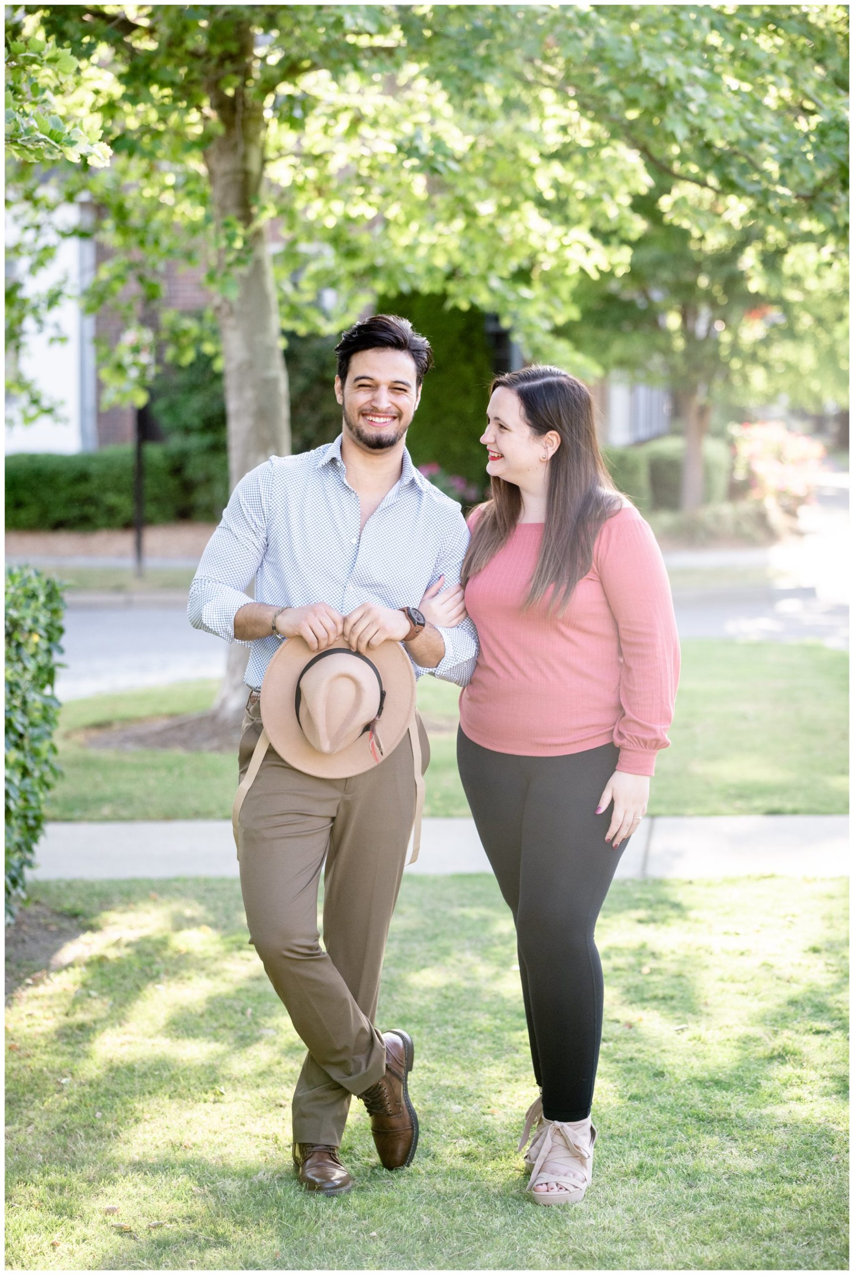 210508_181040-daniel-jackson-studios-engagement-photography-photographer-east-beach-spring_blogstomp.jpg