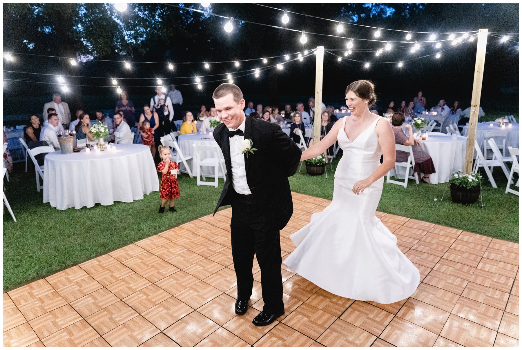 bridea and groom dancing at Merango House in Lowndesboro AL,